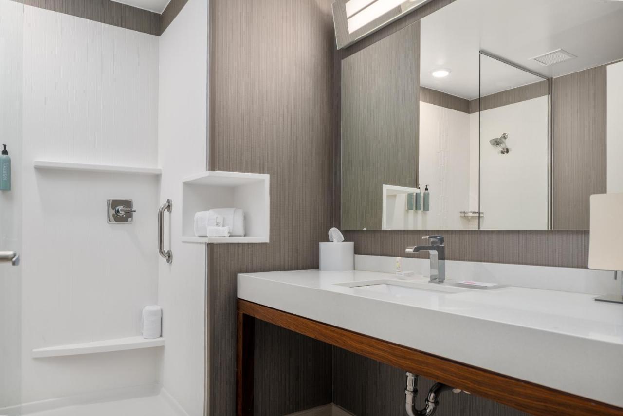 Courtyard By Marriott Houston Northeast Hotel Kültér fotó