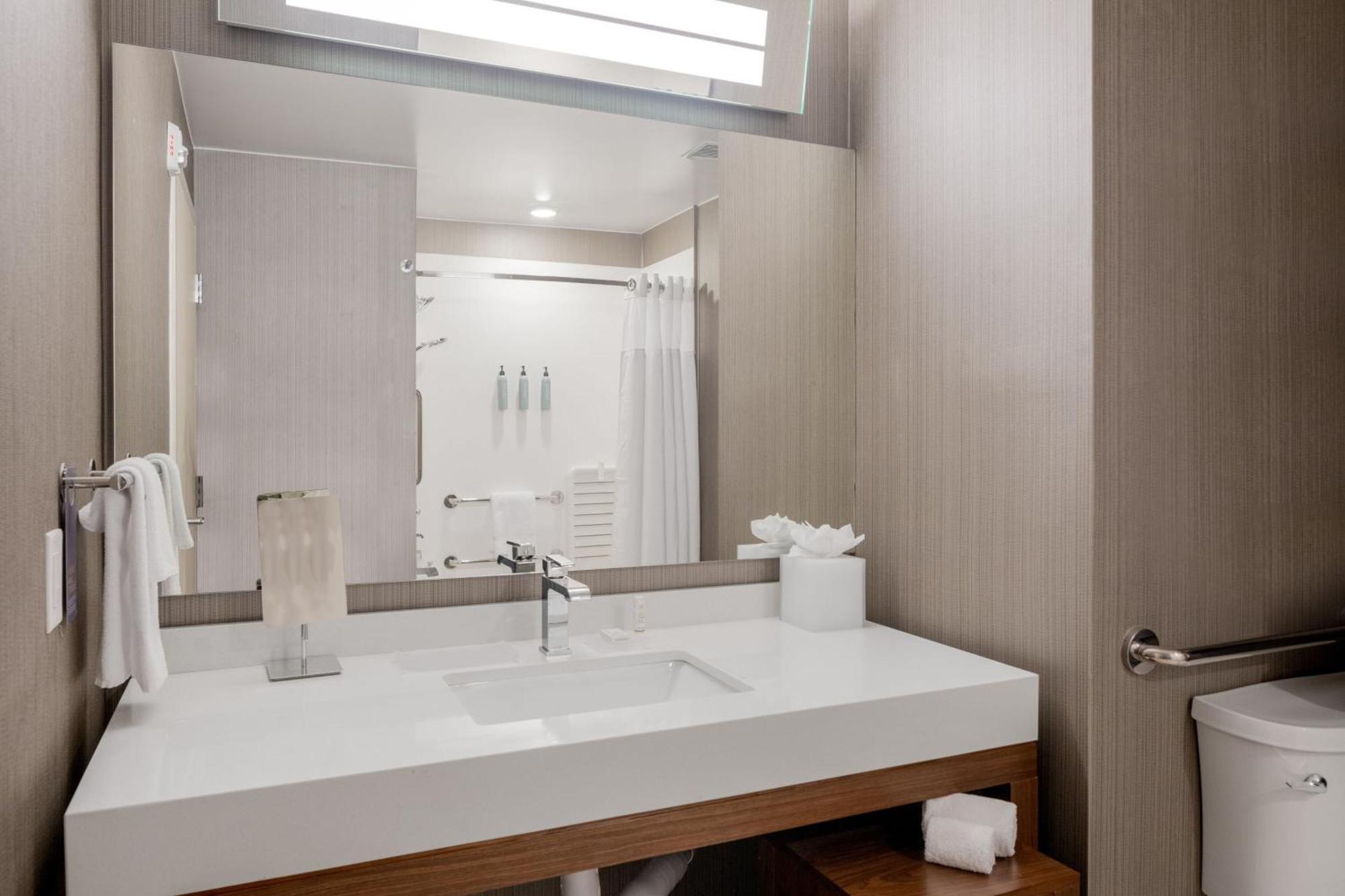 Courtyard By Marriott Houston Northeast Hotel Kültér fotó